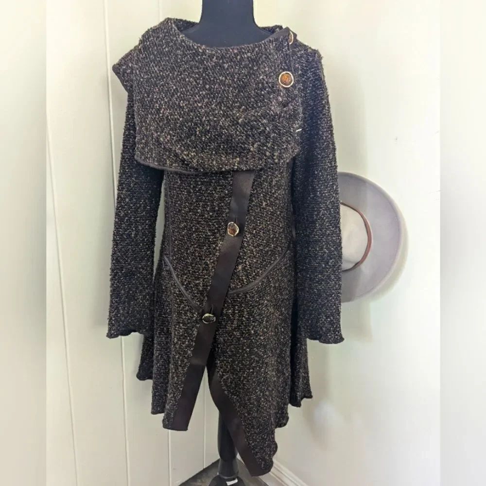 Joseph Ribkoff Asymmetrical Button Coat 6 Lagenlook Dark Academia Preppy Cozy